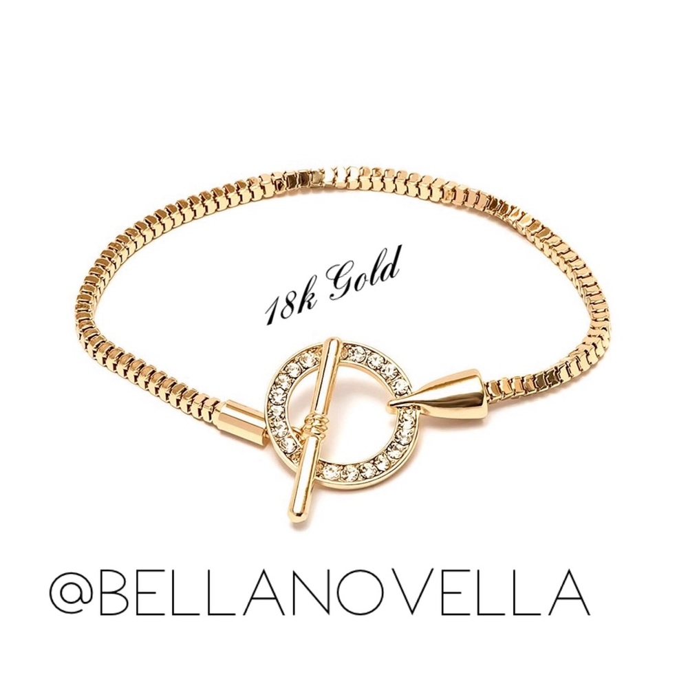 Dainty 18k Gold & Crystal Circle Toggle Bracelet